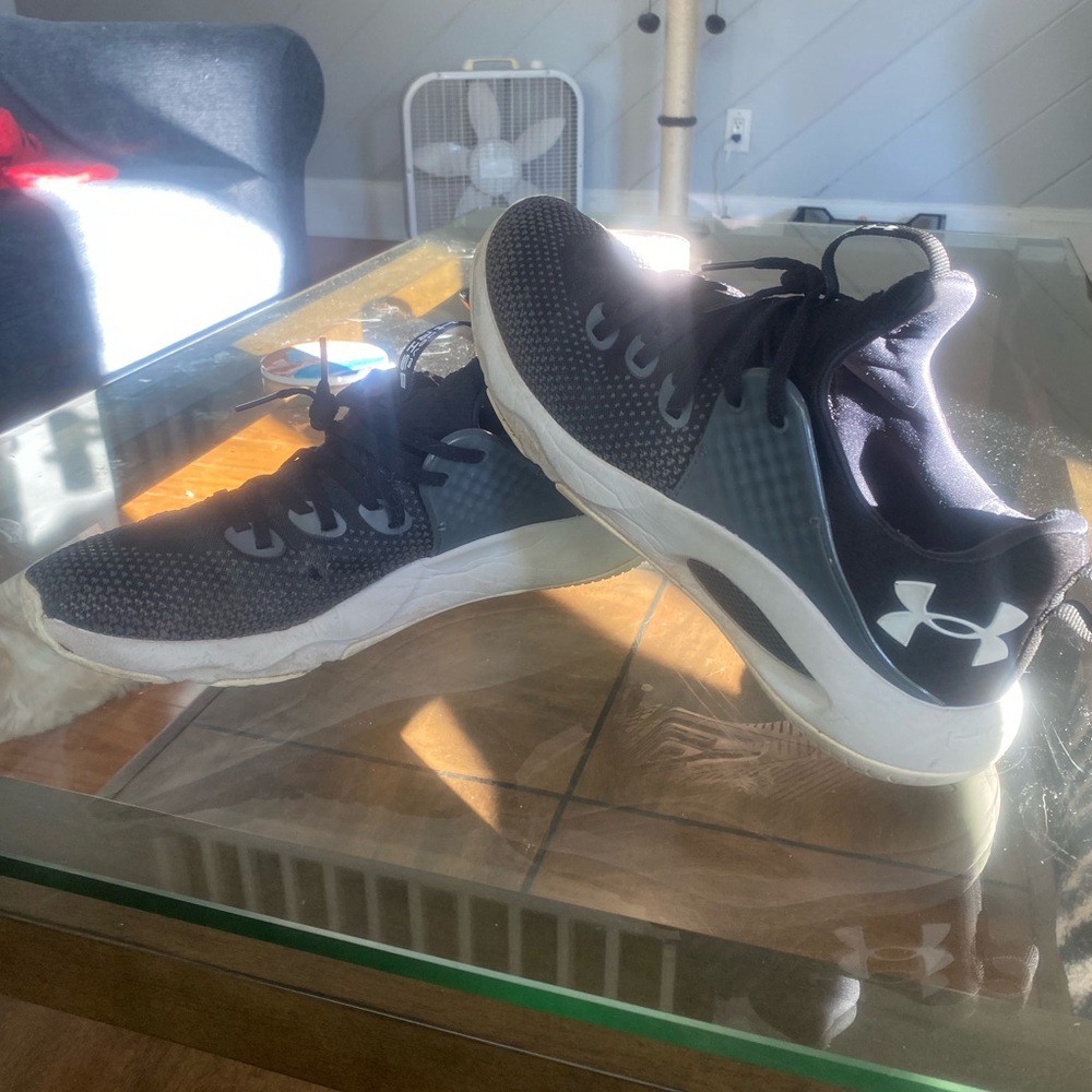 Under Armour Hovr Rise Shoes Men’s